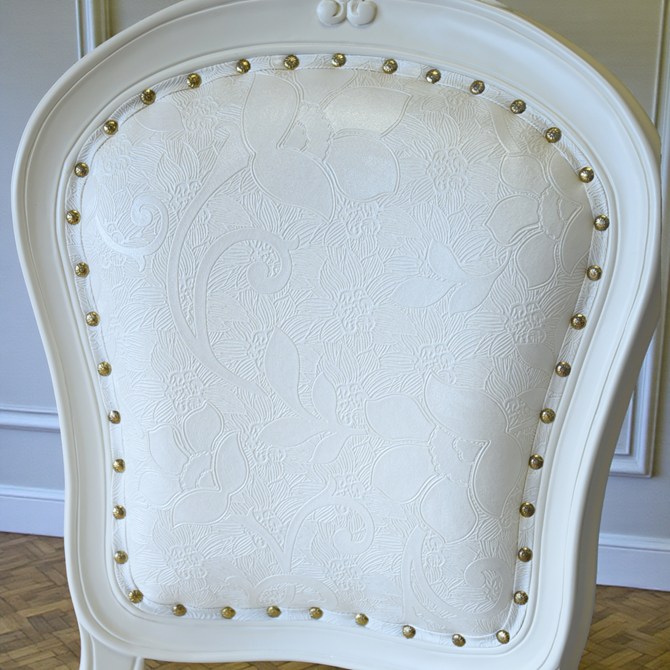 ロココ調 アンリヴェルデ ダイニングチェア アイボリー 猫脚 画像5